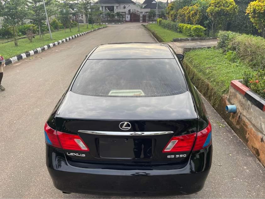 A picture of Super clean Toks standard registered Lexus ES350 2008 model registered