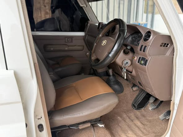 A picture of 2011 TOYOTA LANDCRUISER LX 76 SERIES MANUAL DIESEL 0718814007 Price