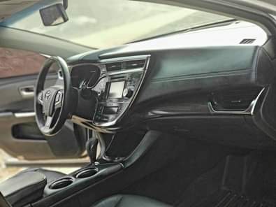 A picture of 2014 2015 Super clean Avalon Buy and drive Everything working