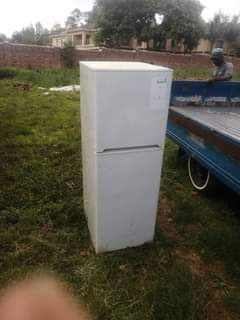 classifieds/fridges
