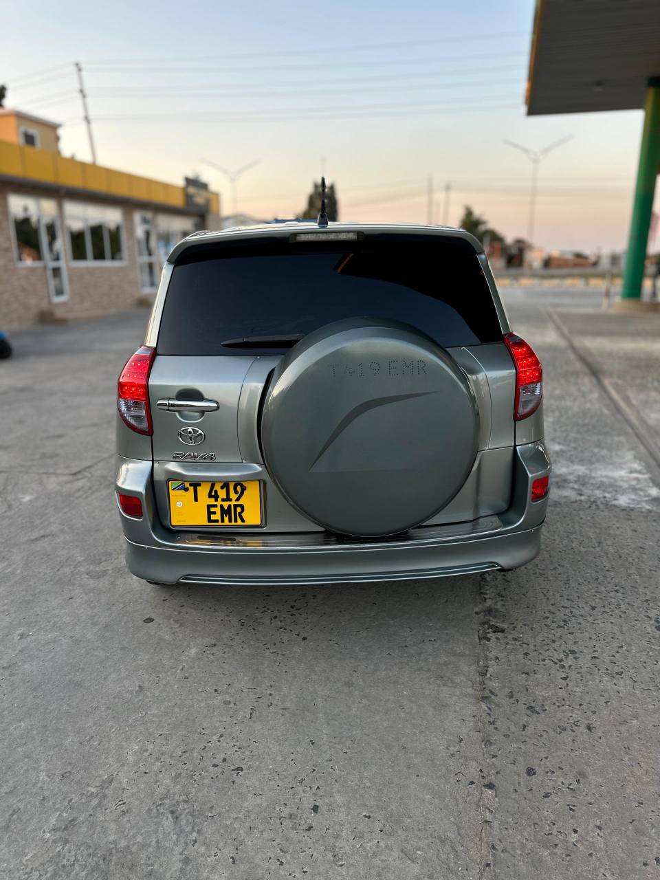 A picture of Bei 24.8mil Call. 0686876836 Toyota RAV4 miss tz Cc 2360