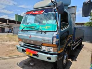 A picture of 1998 FUSO YA MIZIGO 6D17 4