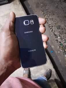 A picture of Samsung s6