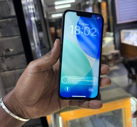 A picture of IPhone 13 Pro
