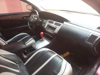 A picture of Toyota Avalon 2009