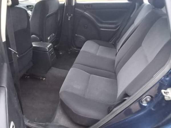 A picture of 2004 Toyota Matrix engine silent Gear ok AC chilling flash