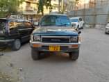 A picture of TOYOTA HILUX DABLE CABIN BEI