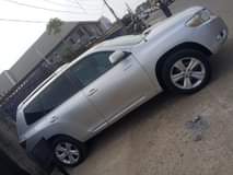 A picture of Toyota Highlander 2008