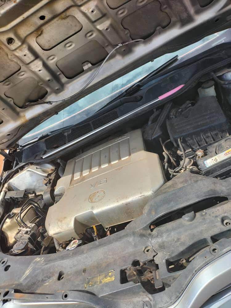A picture of Dealers dealToyota venza 2009 model..keyless with v6 Untempered engine and