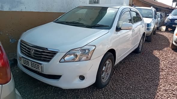 toyota premio