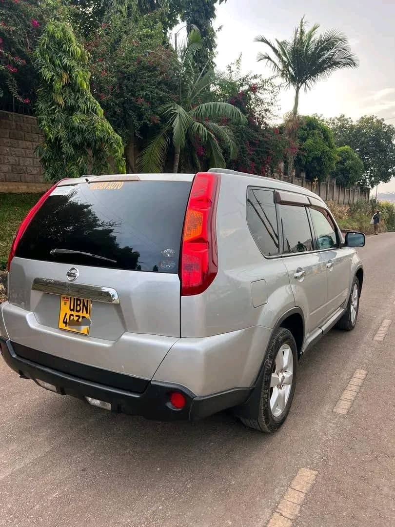 A picture of Nissan xtrail 23m money needed