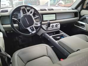 A picture of 2022 Land Rover Defender foreign price 89M Location Abuja 08160229978