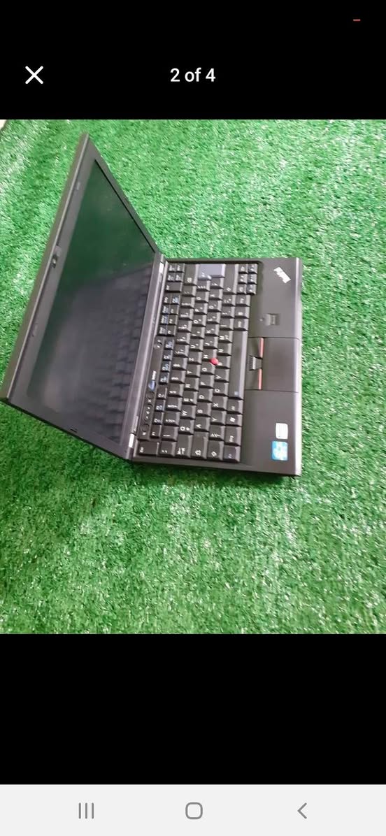 A picture of Lenovo thinkpad X220 Intel core i5
