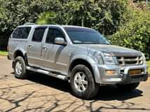 classifieds/cars isuzu