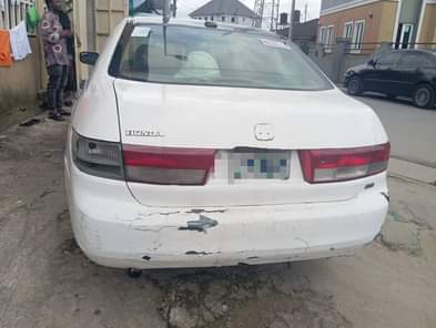 A picture of HONDA ACCORD 2004 V6 NEEDS PAINTING SEATS AND AC needs