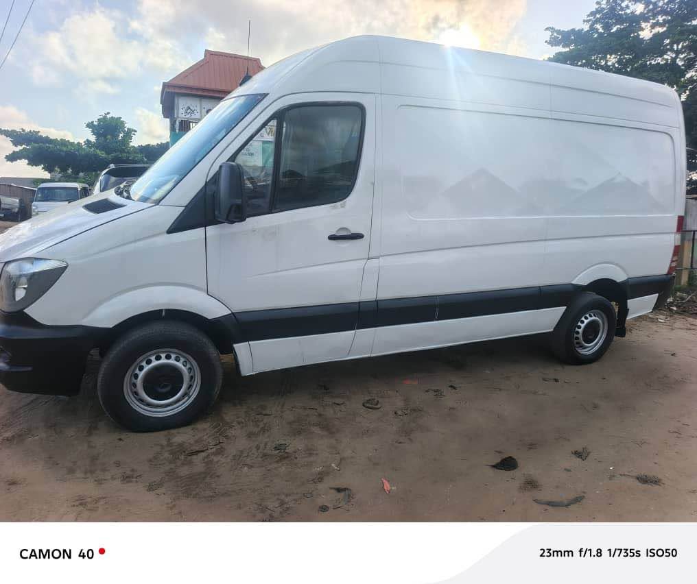 A picture of Benz sprinter container Registered Toks standard Price 5 5m