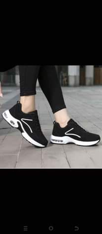 A picture of Classy sneakers