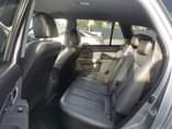 A picture of Premium used hyundai santafe V4 first body clean interior and