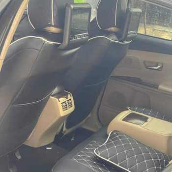 A picture of Toyota venza