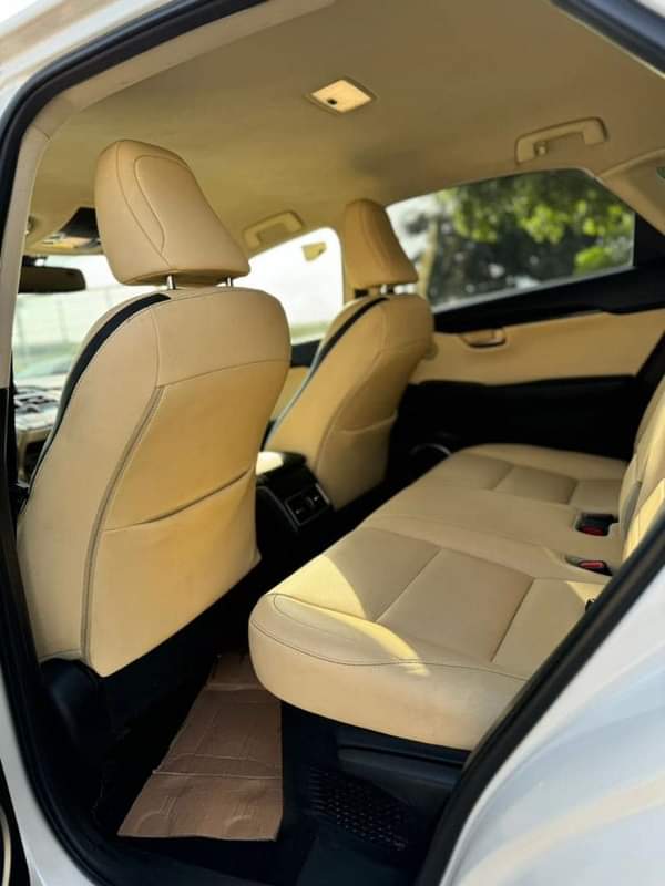 A picture of SUPER MINT 2016 LEXUS NX200T 27 5M NET PRICE PARK