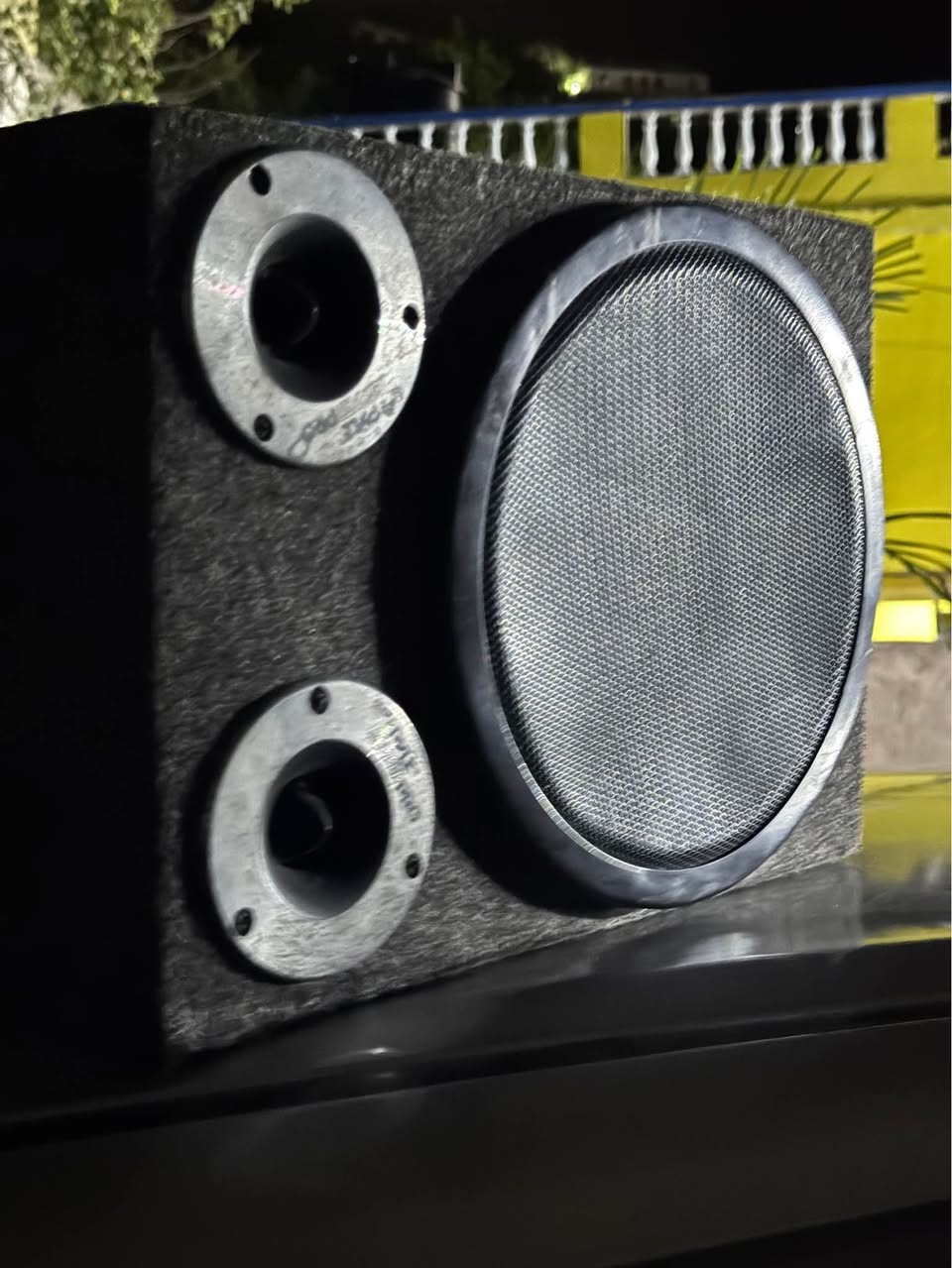 speakers