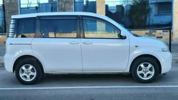 A picture of TOYOTA SIENTA