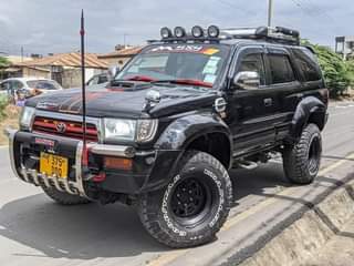 A picture of Hilux surf