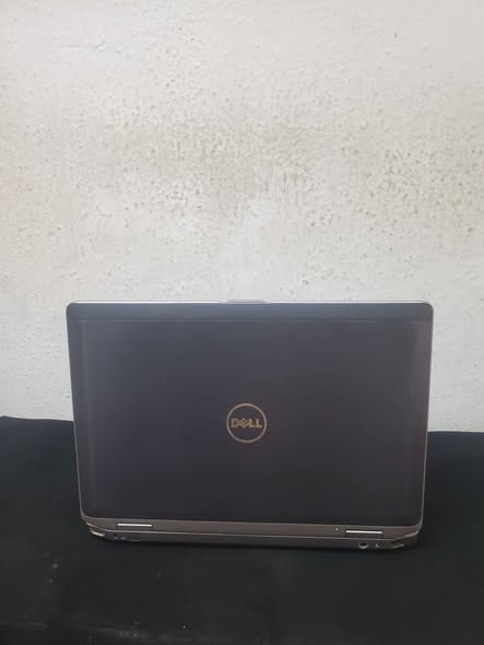 A picture of Dell latitude E6420 Core i7 8gb Ram 500HDD 2 70ghz