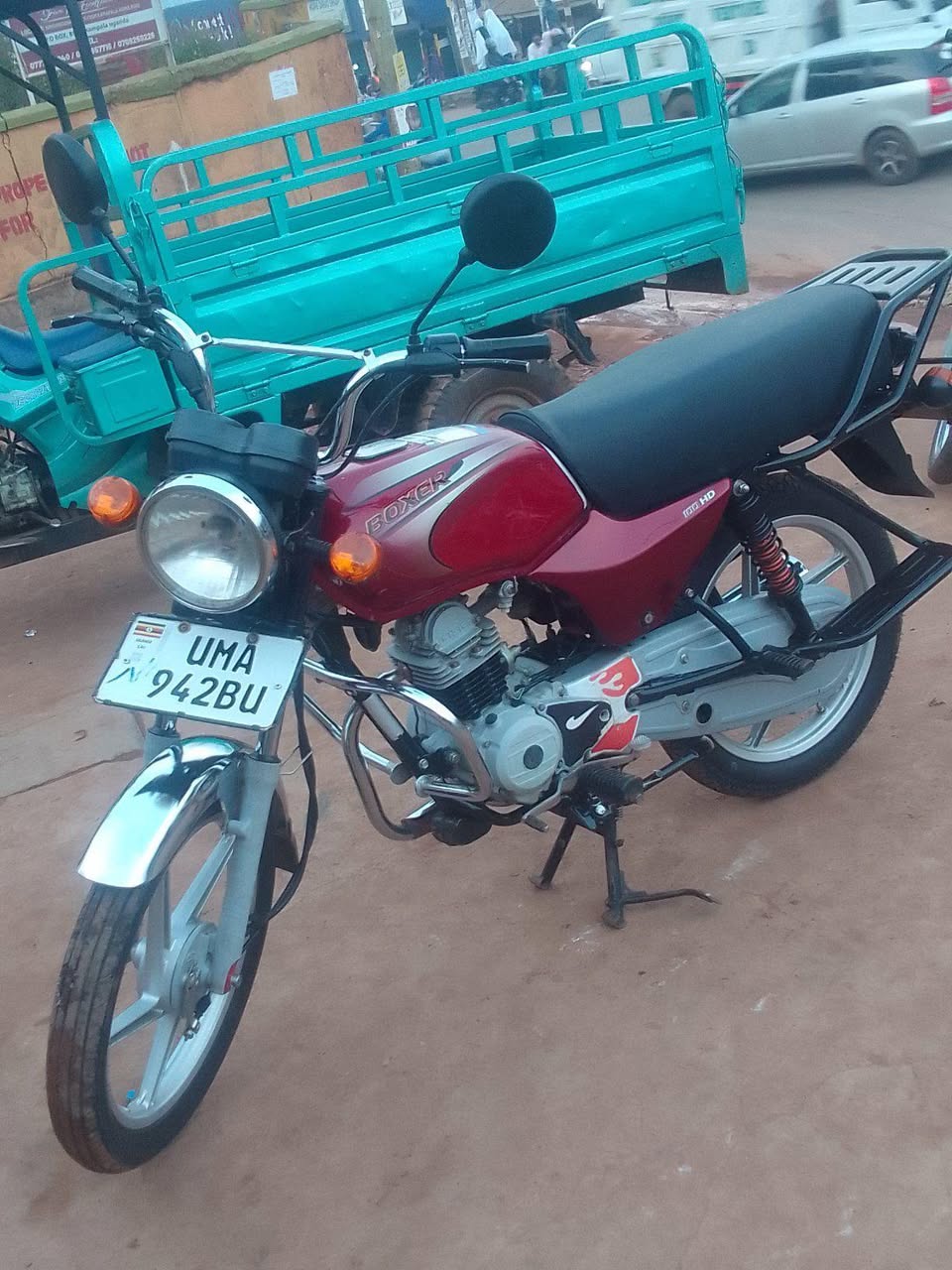 A picture of A bajaj boxer