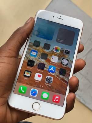A picture of iPhone 6s plus