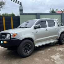 A picture of TOYOTA HILUX INAUZWA GARI NZURI SANA