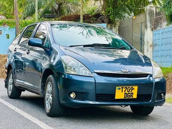 A picture of Toyota Wish