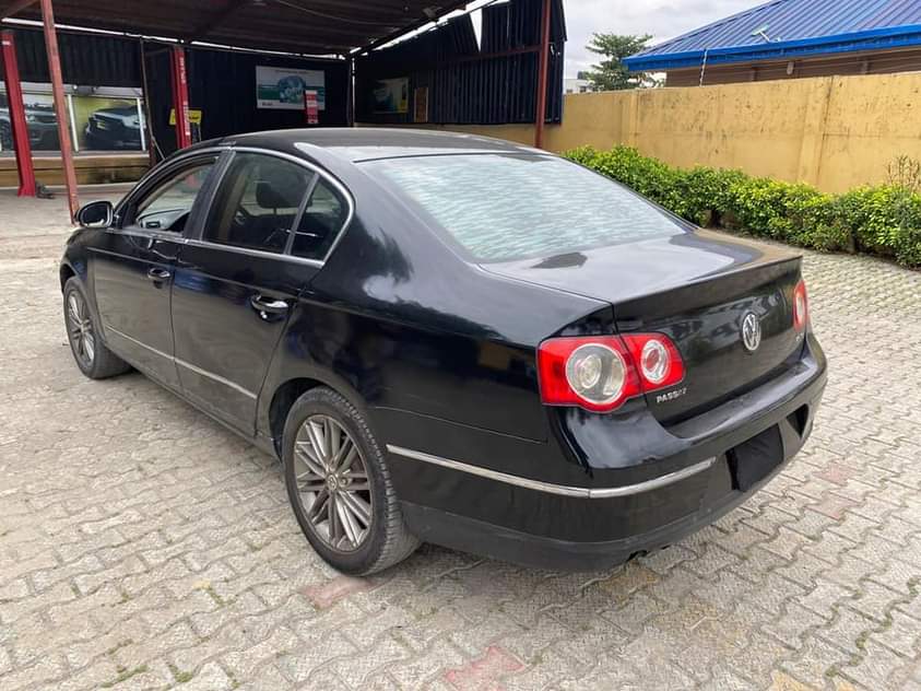 A picture of Used Volkswagen Passat 2007 Buy and Drive Painted Location is