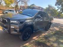 used toyota hilux