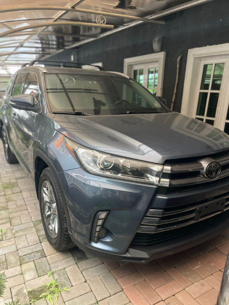 A picture of 2018 Highlander Toyota Limited FULLOPTION Foreign Used