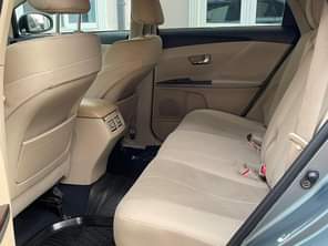 A picture of Registered Premium standard Toyota venza 2009 Basic option Engine ac