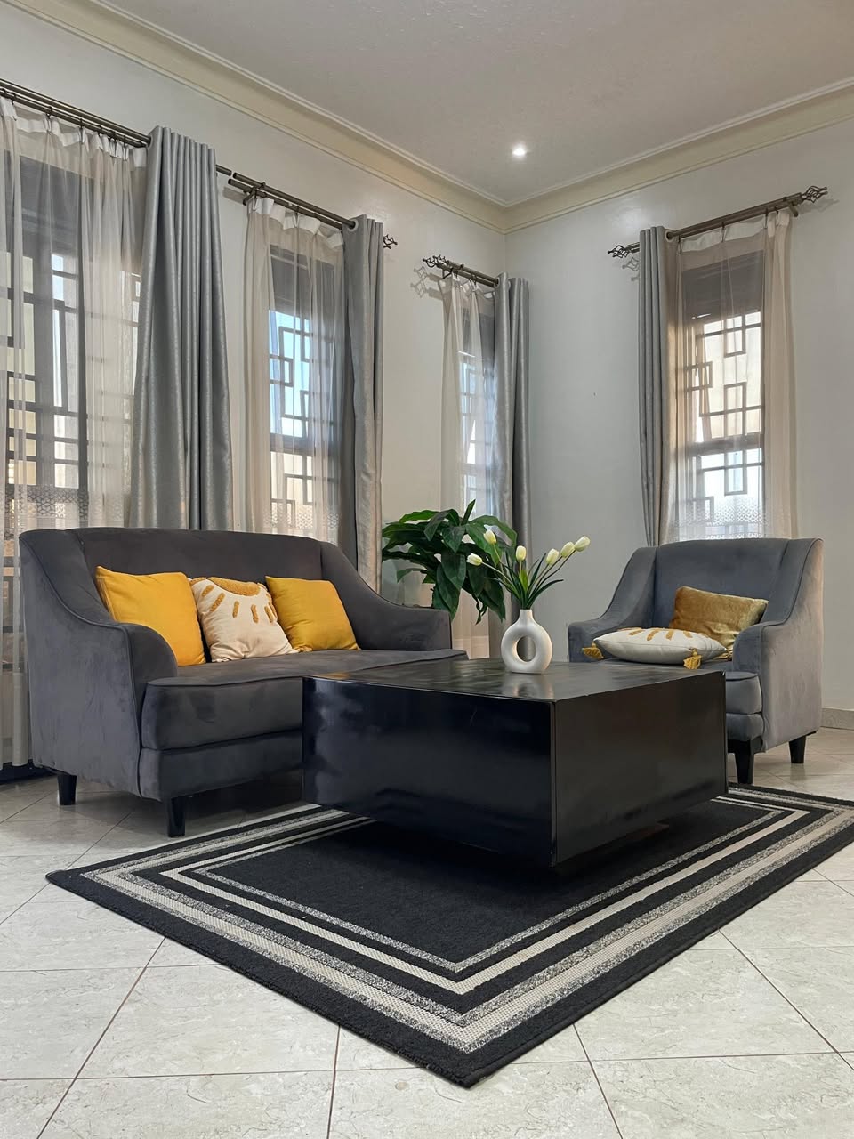 A picture of 1 bed 1 bath Apartment condo