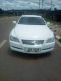 A picture of toyota mark x