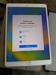 A picture of Ipad air 3rd icloud locked 0709607517