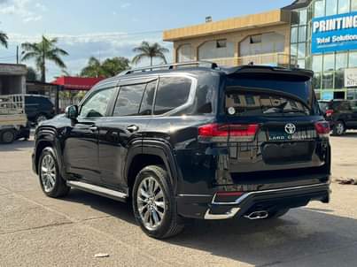 A picture of 2022 LANDCRUISER 300 SERIES FOR SALE PRICE MIL 415 CALL