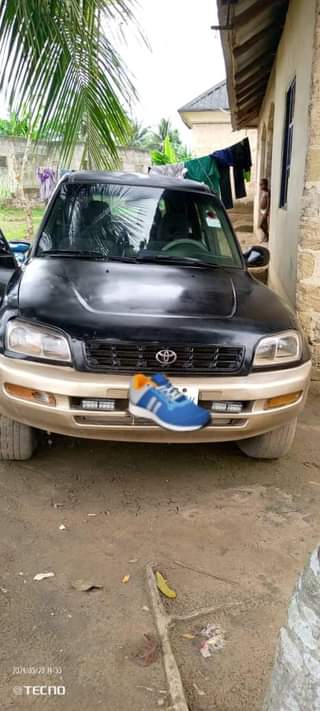 A picture of Toyota Rav4