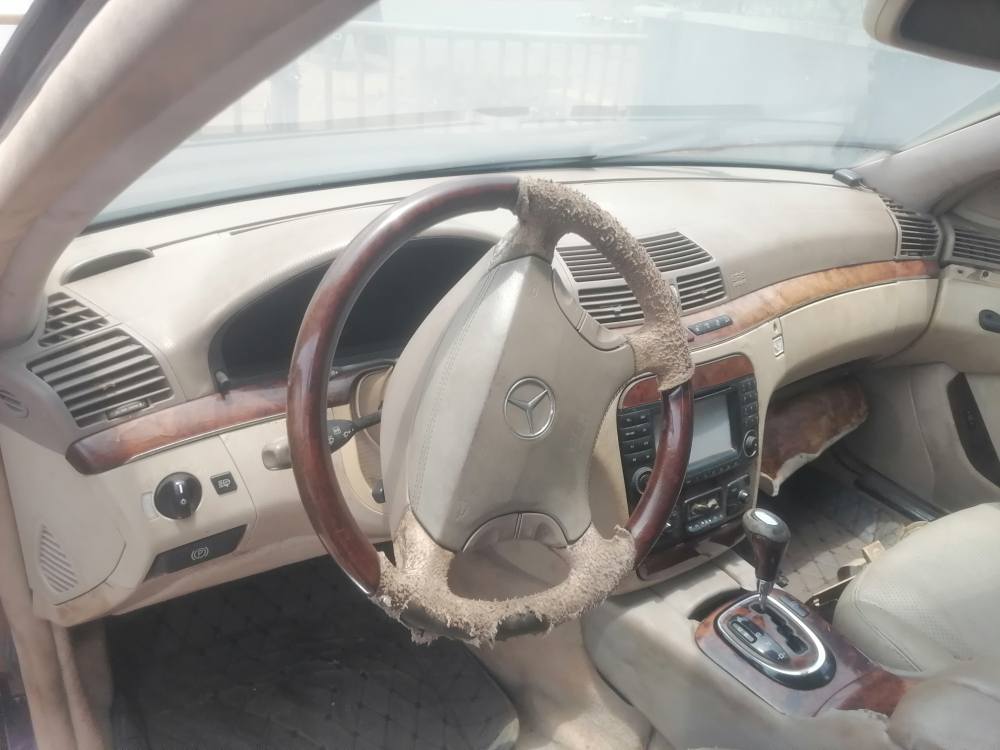 A picture of Mercedes S350 Automatic start and drive
