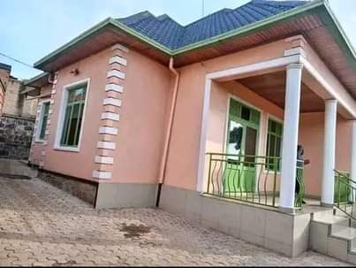 self compound houses