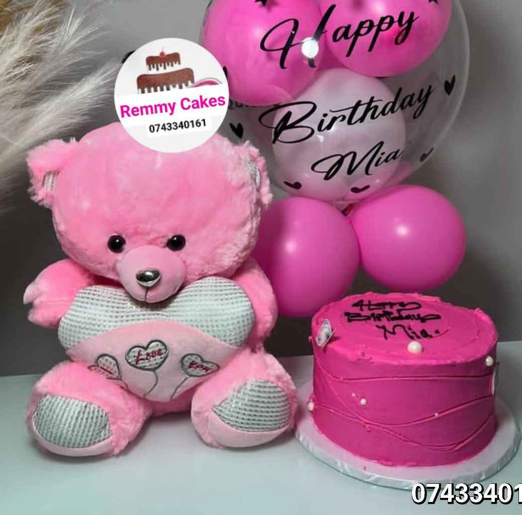 A picture of  RemmyCakesandEvents Surprisepackages flowerbouqeut moneyhampers balloons deliveryavailable 07