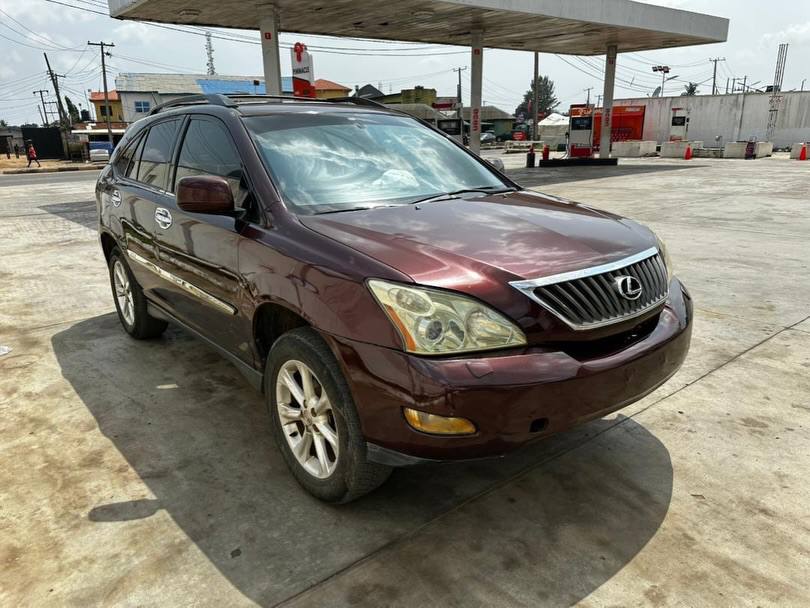 A picture of Lexus Rx 350