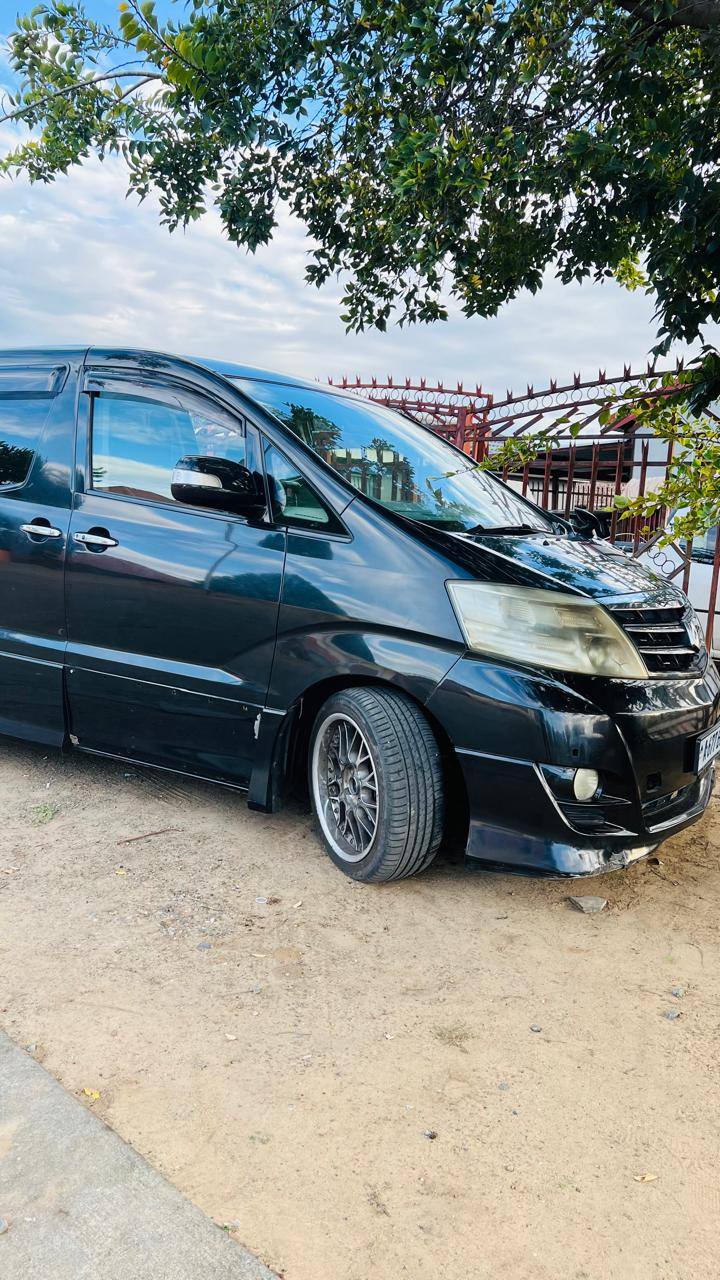 toyota alphard