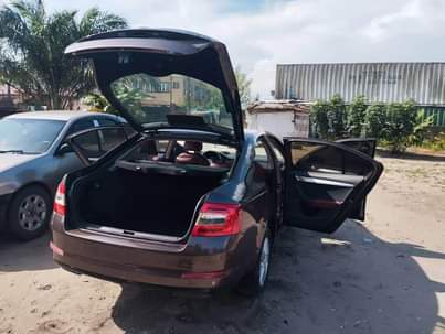 A picture of Skoda Octavia 2016 keyless entry