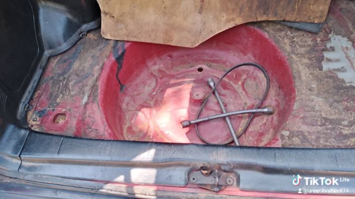 A picture of Carina 11 wagon injector Nothing to fix Buy and drive
