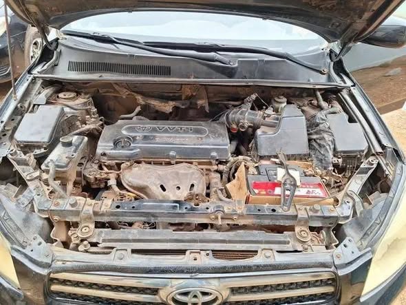 A picture of 2008 Rav4 07031135291