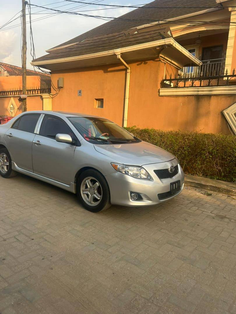 A picture of Corolla 2009